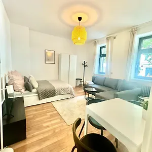  Apartment Red Stone